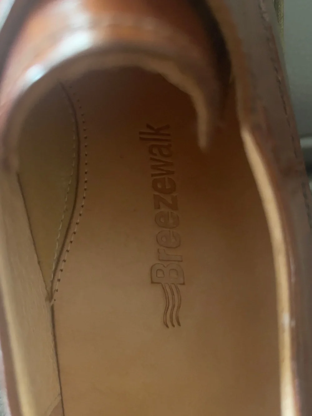 Men's Tan Leather Cap-Toe Derby Shoes